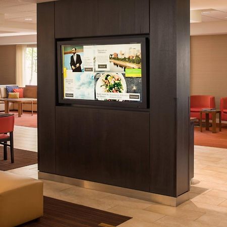 Courtyard By Marriott Portland Hillsboro Hotel Exterior photo