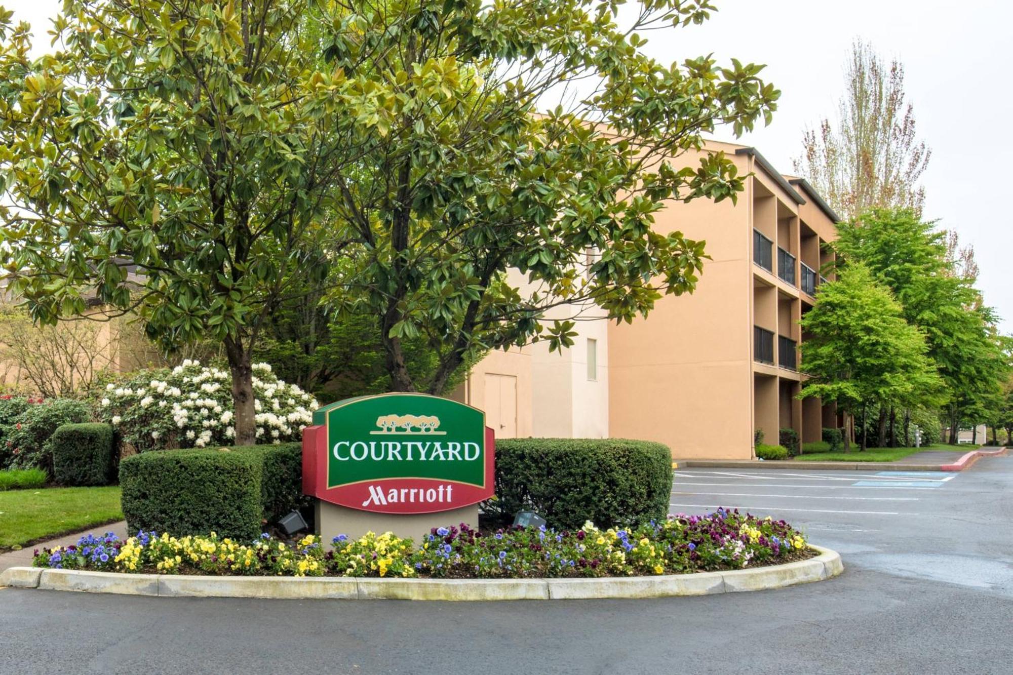 Courtyard By Marriott Portland Hillsboro Hotel Exterior photo
