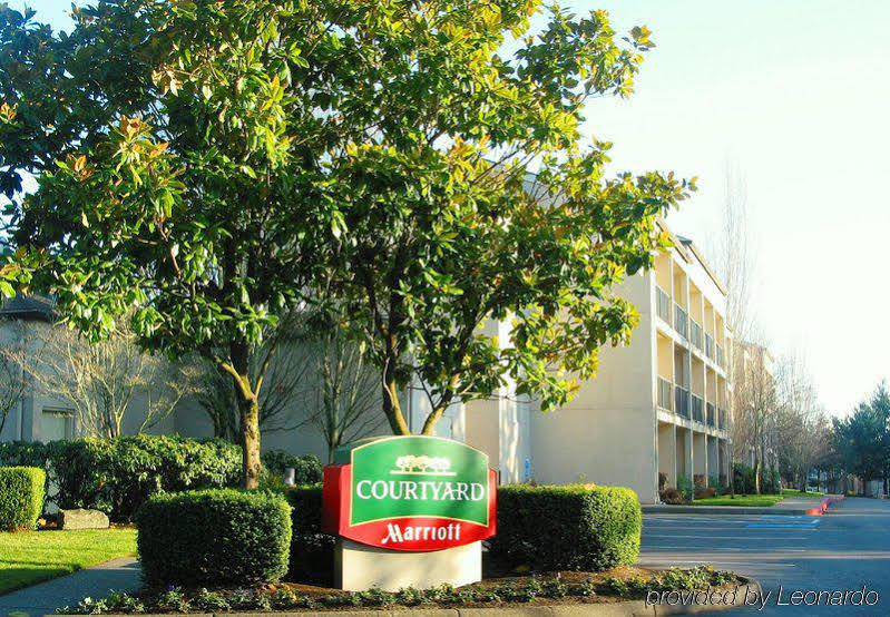 Courtyard By Marriott Portland Hillsboro Hotel Exterior photo