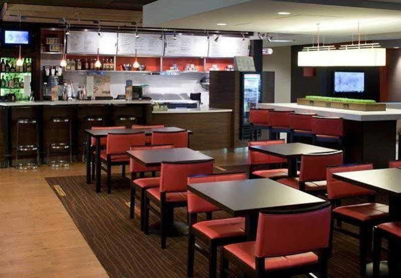 Courtyard By Marriott Portland Hillsboro Hotel Exterior photo