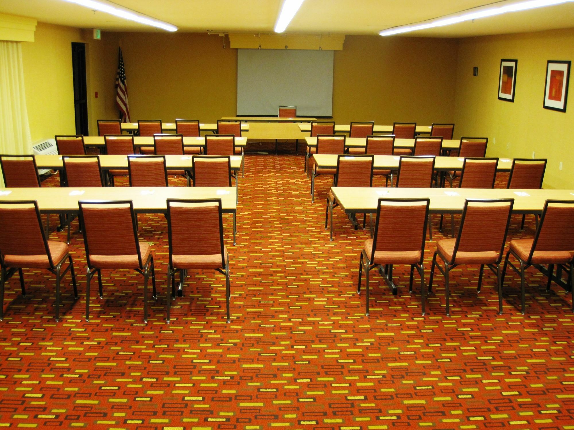 Courtyard By Marriott Portland Hillsboro Hotel Business photo